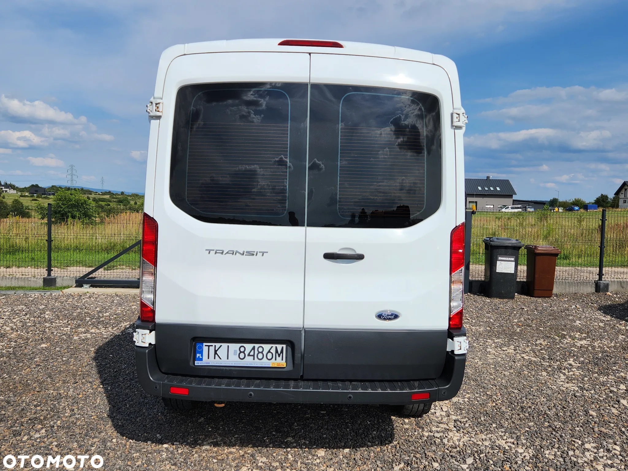 Ford Transit - 12