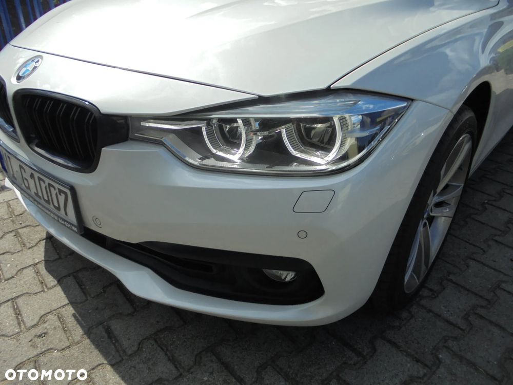 BMW Seria 3 320d Edition M Sport Shadow - 34