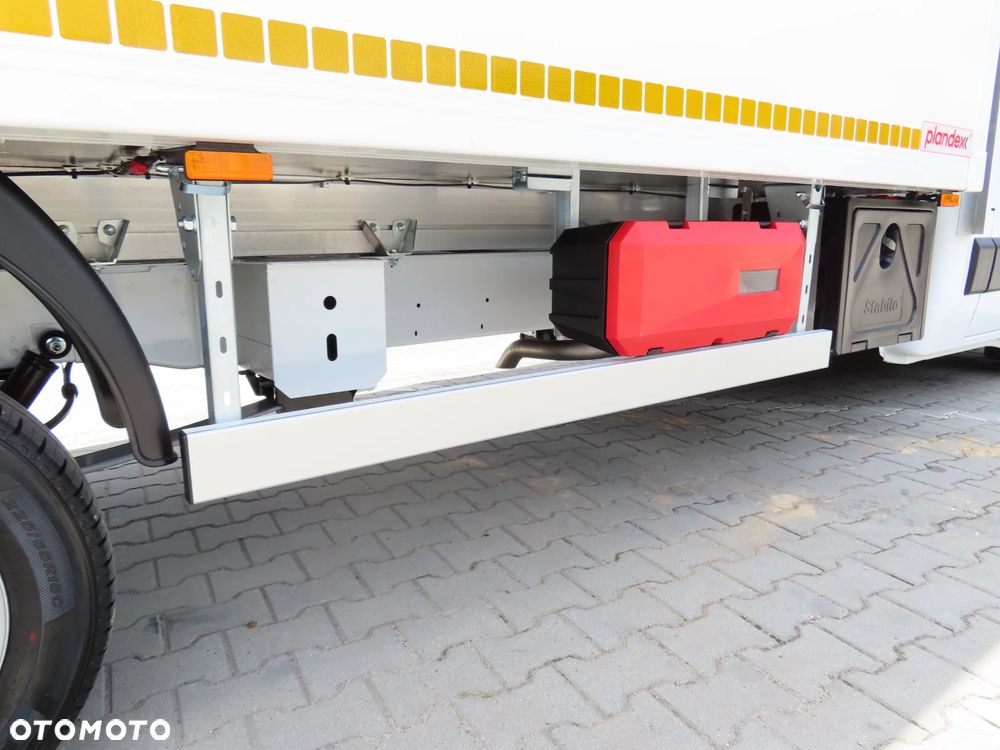 Renault Master 2.3 dCi 163 Km WZMACNIANY Chłodnia -20*C + 30*C Z Izoterma 4.20 Cm 8 Euro Palet Zasilanie V230 Funkcja Grzania Kabina Sypialniana WEBASTO Stan Jak NOWY - 22