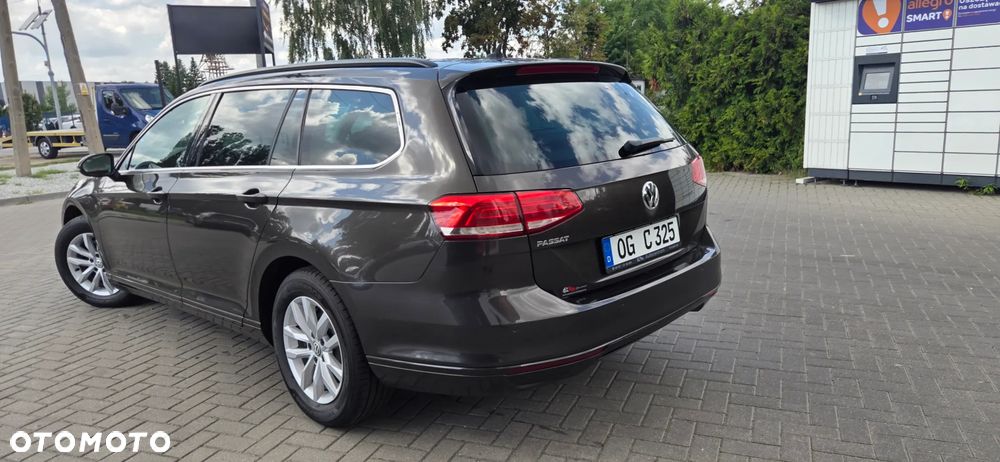 Volkswagen Passat Variant 2.0 TDI BMT Highline - 10