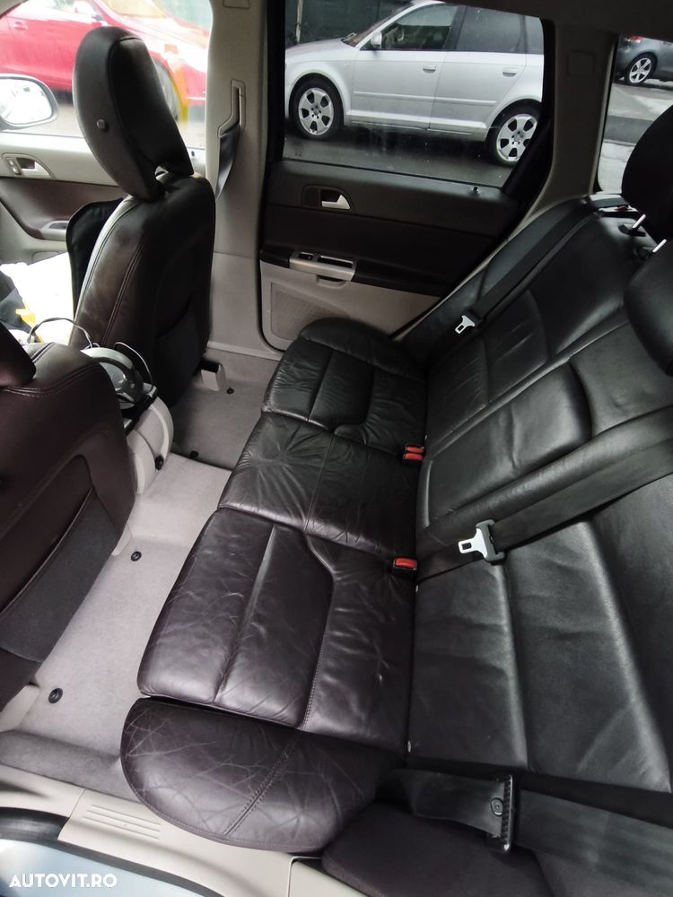 Volvo V50 1.6 D Momentum - 11