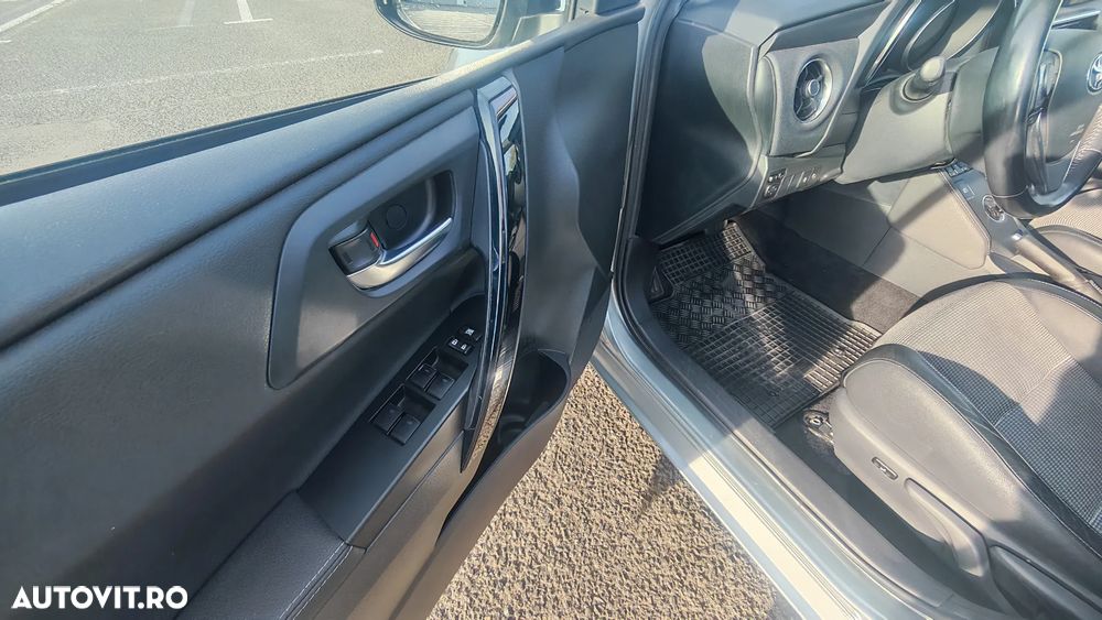 Toyota Auris - 8