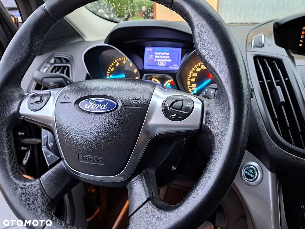 Ford Kuga 1.6 EcoBoost 2x4 Trend - 26
