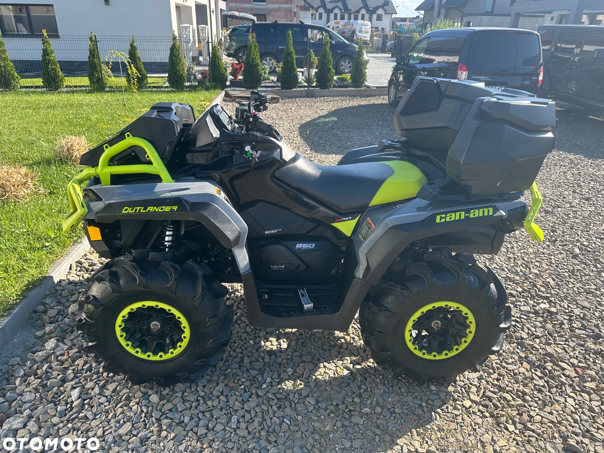 Can-Am Outlander - 22