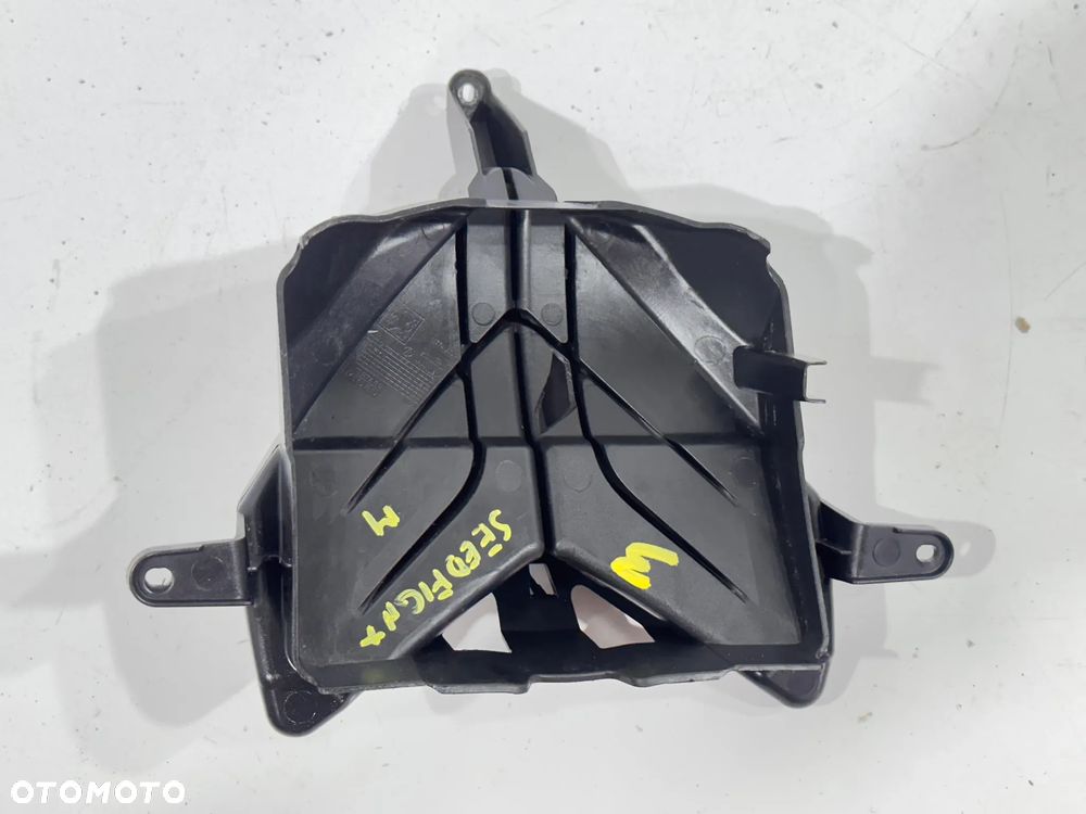 Grill atrapa Peugeot Speedfight III - 3