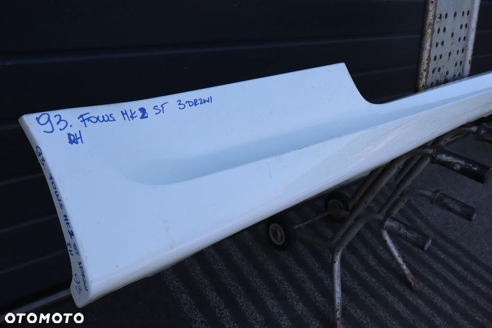 LISTWA NAKŁADKA PROGOWA PRÓG PRAWA FORD FOCUS MK2 II ST 3D 4M5J-B10154-ACW 2008 - 3