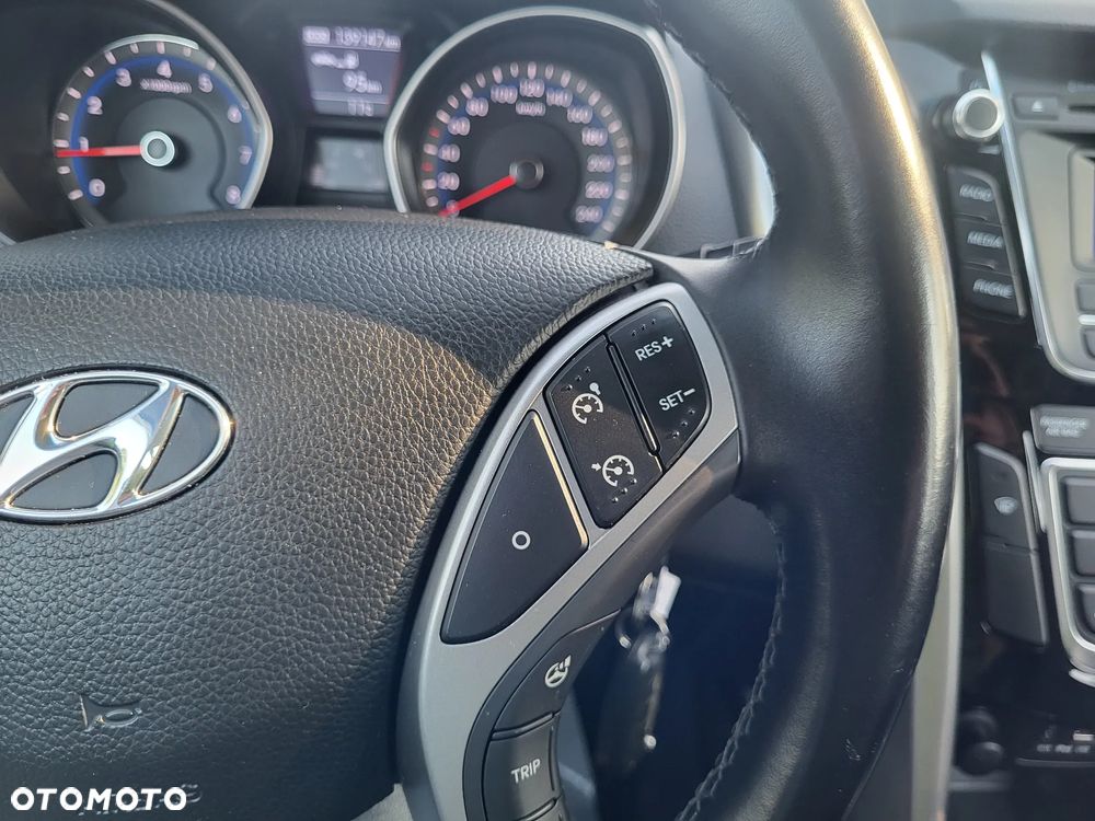 Hyundai i30 1.6 GDI BlueDrive Go - 18