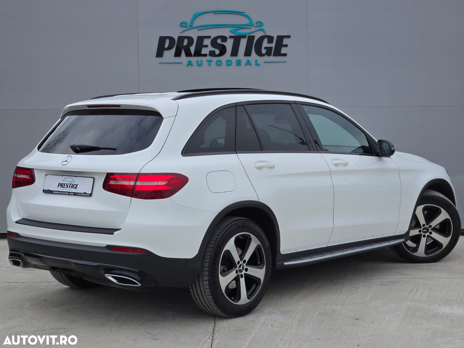 Mercedes-Benz GLC 250 d 4Matic 9G-TRONIC AMG Line - 4