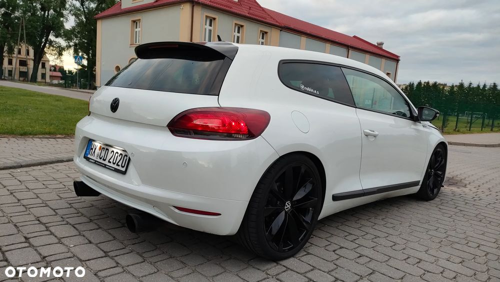 Volkswagen Scirocco 2.0 TSI DSG Life - 4