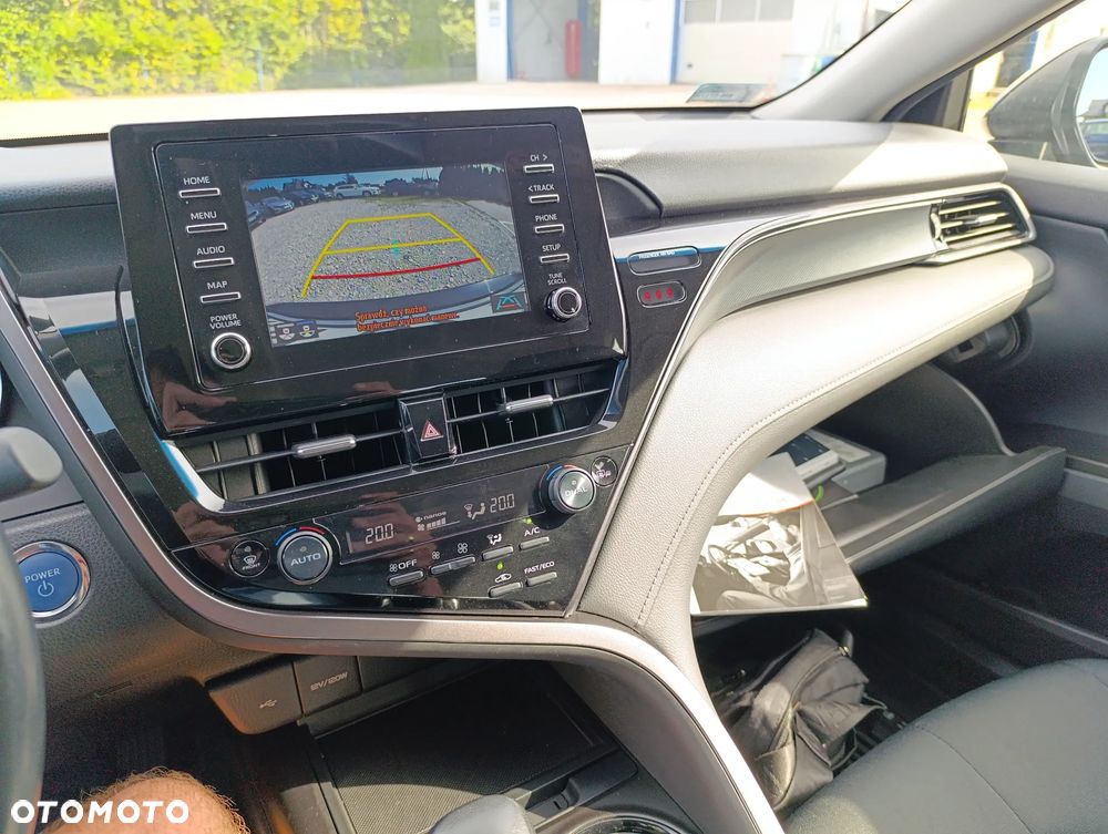 Toyota Camry 2.5 Hybrid Comfort CVT - 20