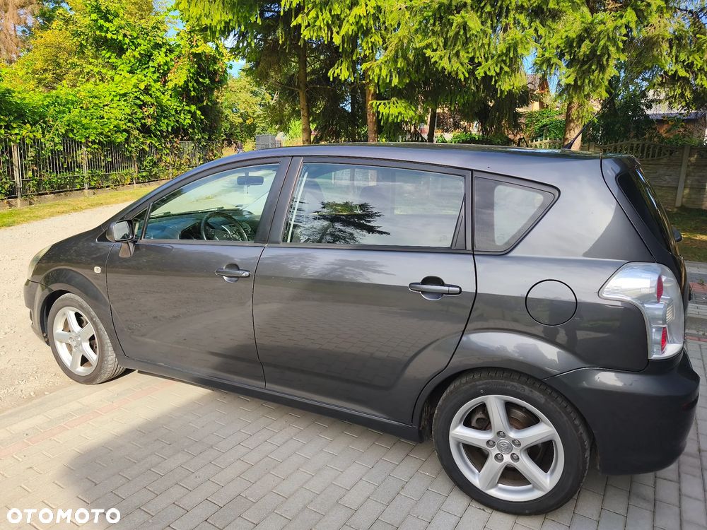 Toyota Corolla Verso 2.2 D-4D Gold + 7os - 4