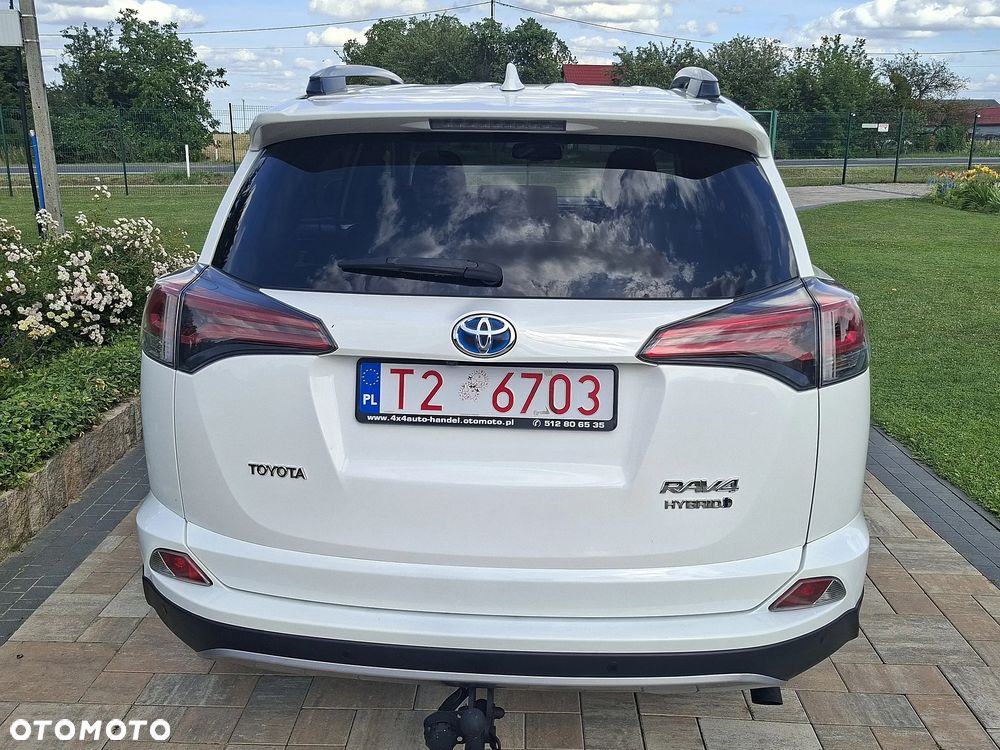 Toyota RAV4 - 10