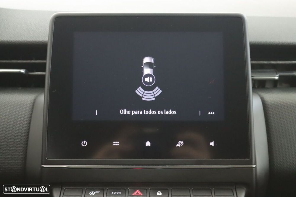 Renault Clio 1.0 TCe Limited Bi-Fuel - 29