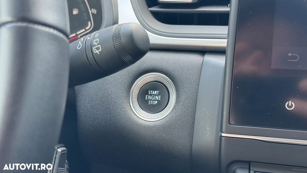 Renault Captur E-TECH Full 145 TECHNO - 19