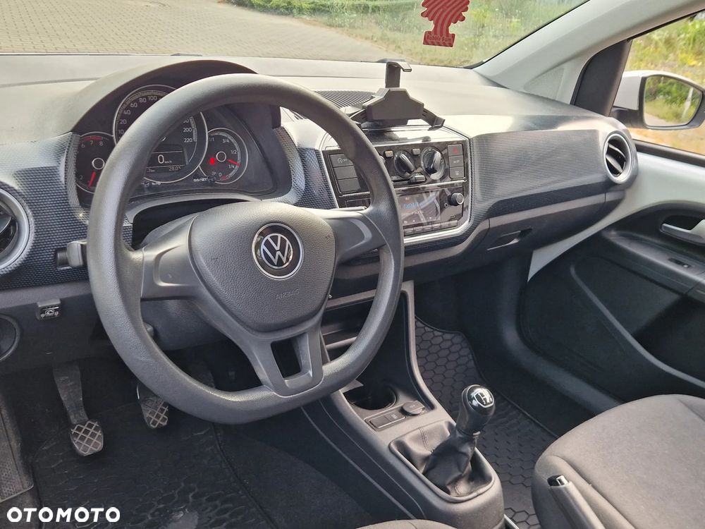 Volkswagen up! 1.0 Black Style - 17