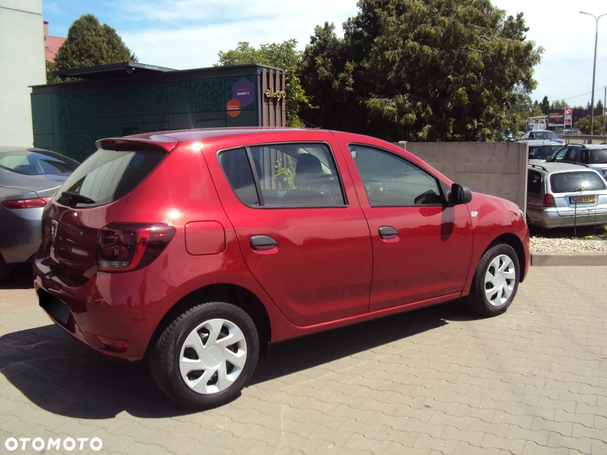 Dacia Sandero SCe 75 Essential - 1