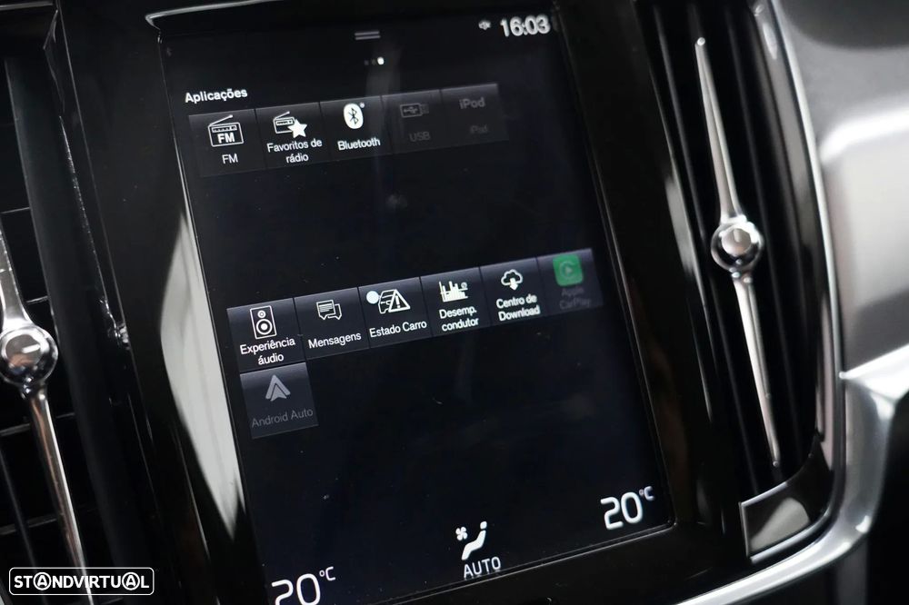 Volvo V90 2.0 T8 Momentum Plus AWD Geartronic - 11