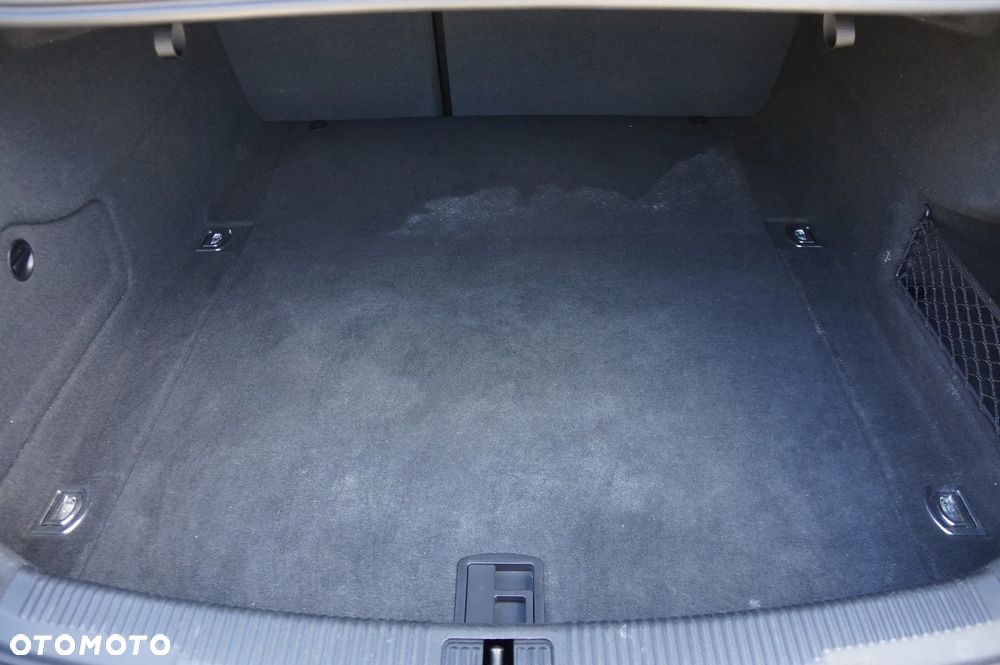 Audi A6 Limousine 2.0 TDI Ultra DPF S tronic - 31