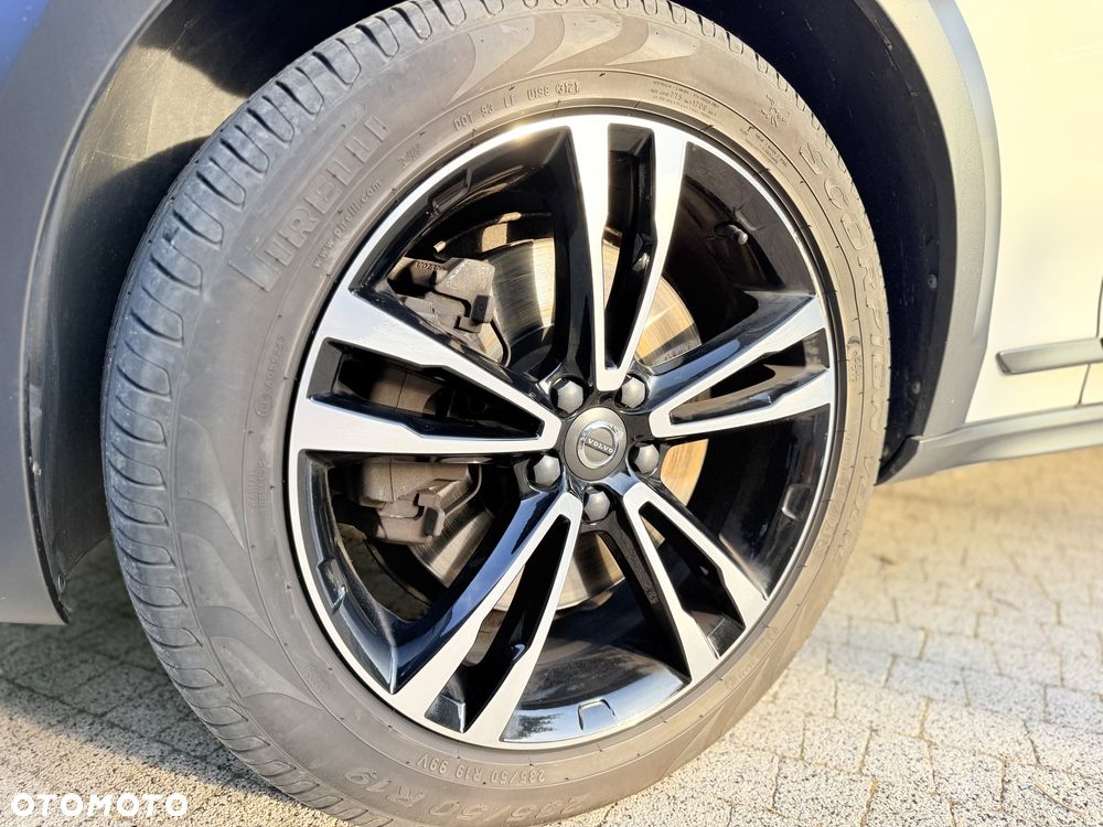 Volvo V90 D4 AWD Momentum - 15