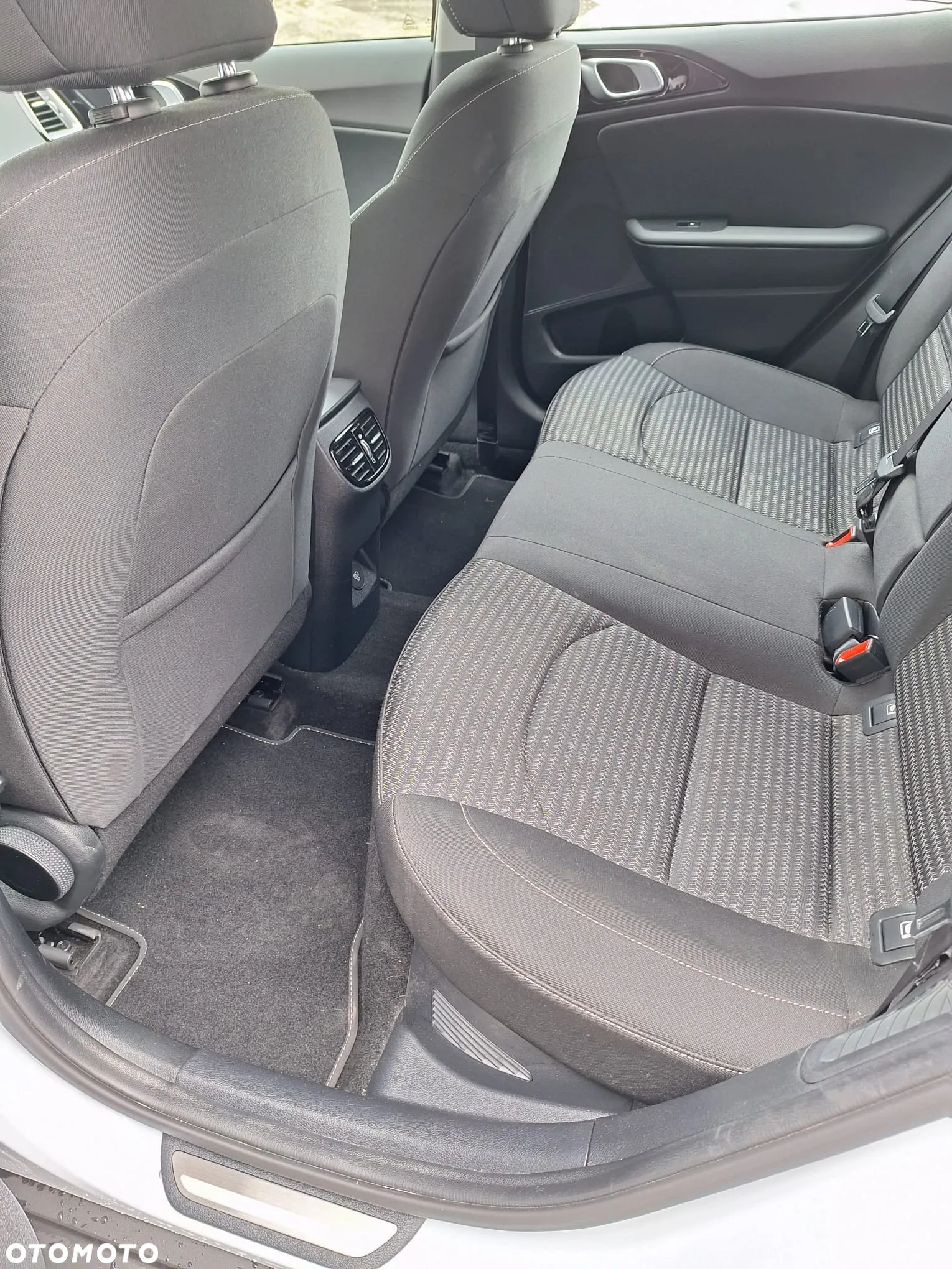 Kia XCeed 1.6 GDI PHEV L DCT - 11