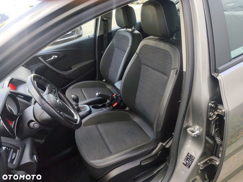 Opel Astra - 11