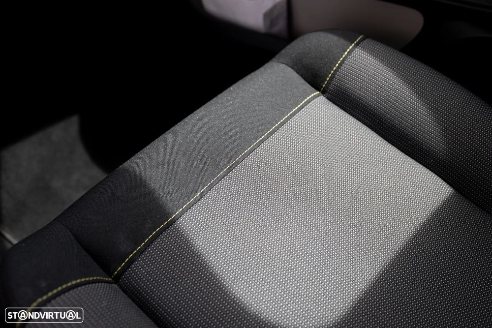 Citroën C3 1.2 PureTech Shine - 11