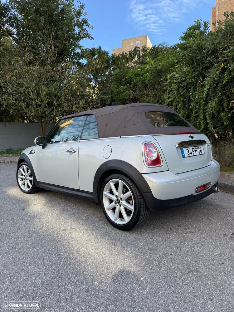MINI Cabrio Cooper D - 11