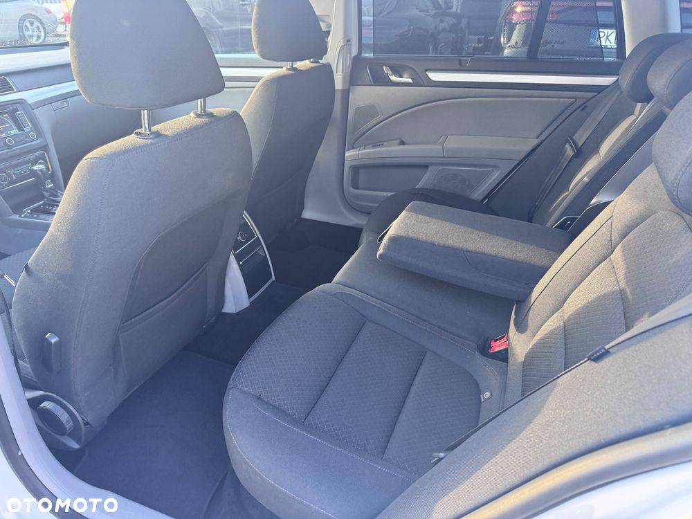 Skoda Superb 2.0 TDI 4x4 Ambition DSG - 15