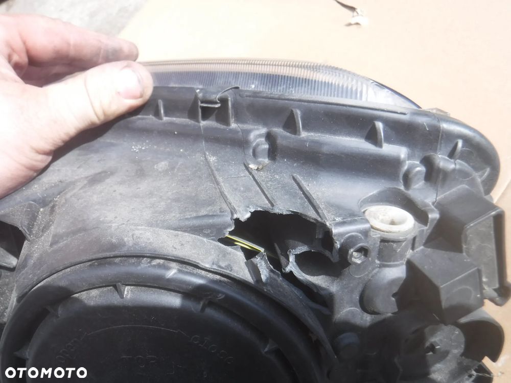 Skoda Yeti Lift xenon skretny lewy prawy lampa - 15