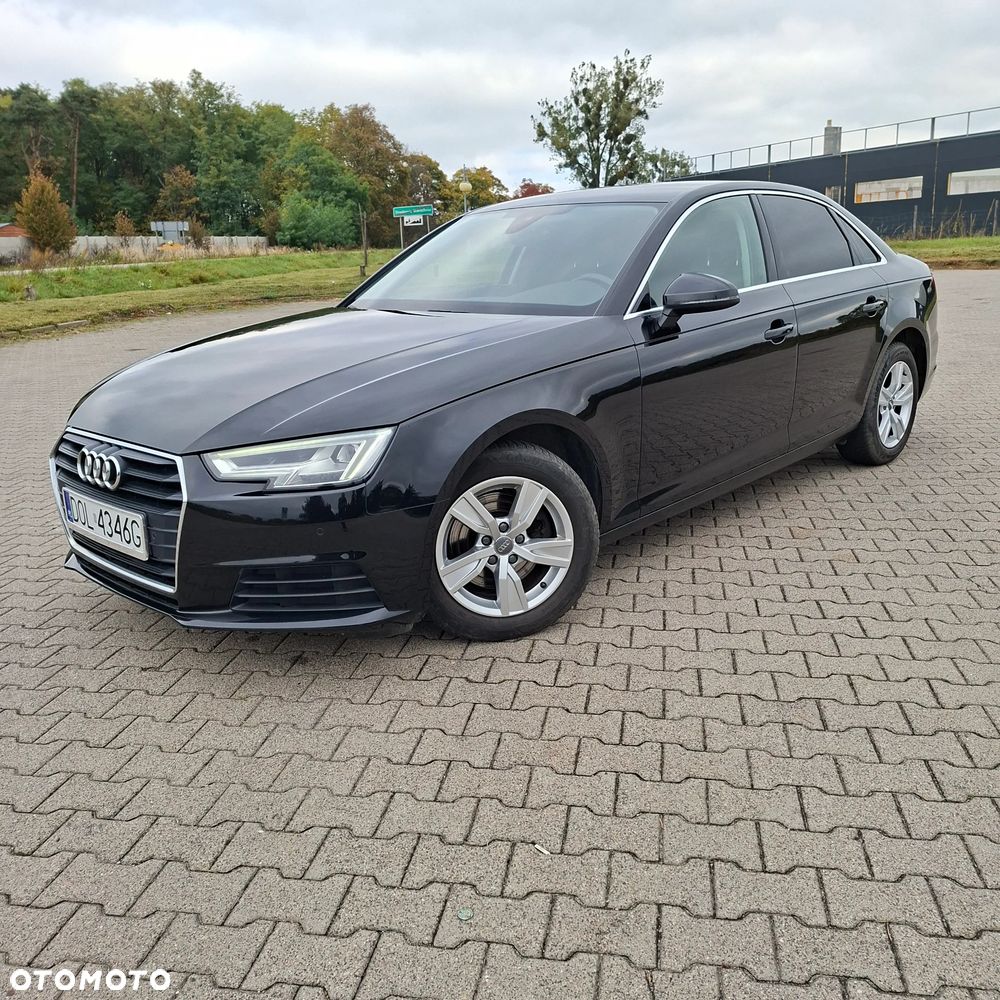Audi A4 Limousine
