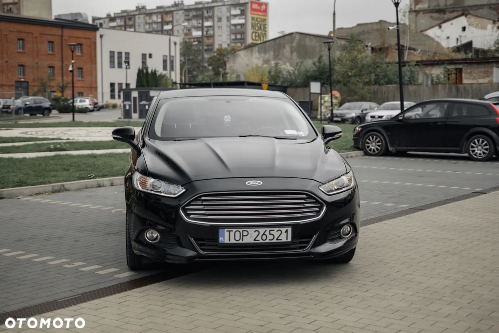 Ford Fusion - 8