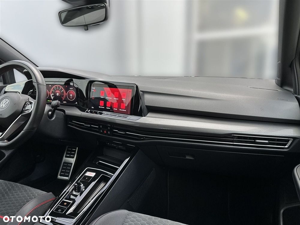 Volkswagen Golf - 14