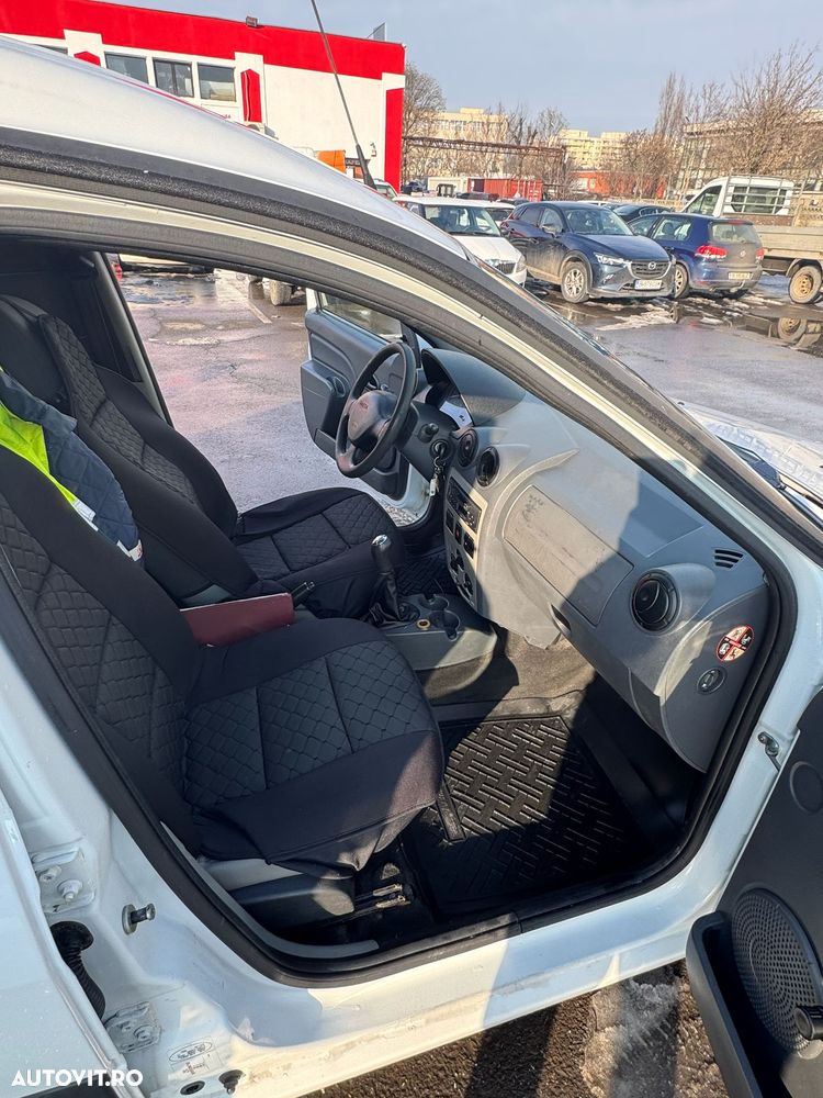 Dacia Logan - 6