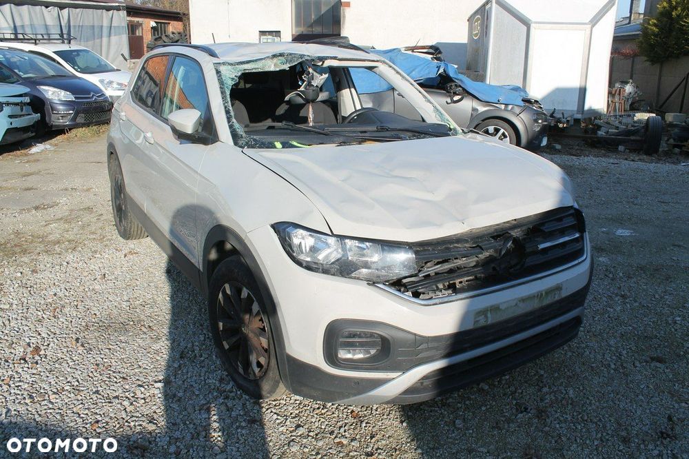 Volkswagen T-Cross - 3