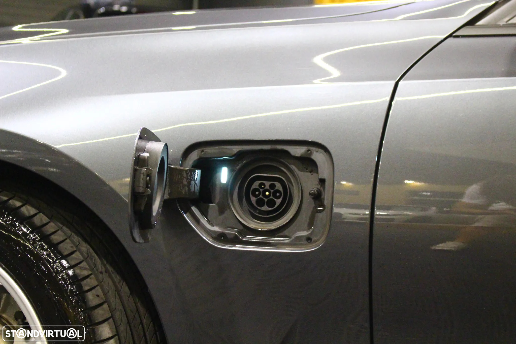 BMW 330 e Auto - 4