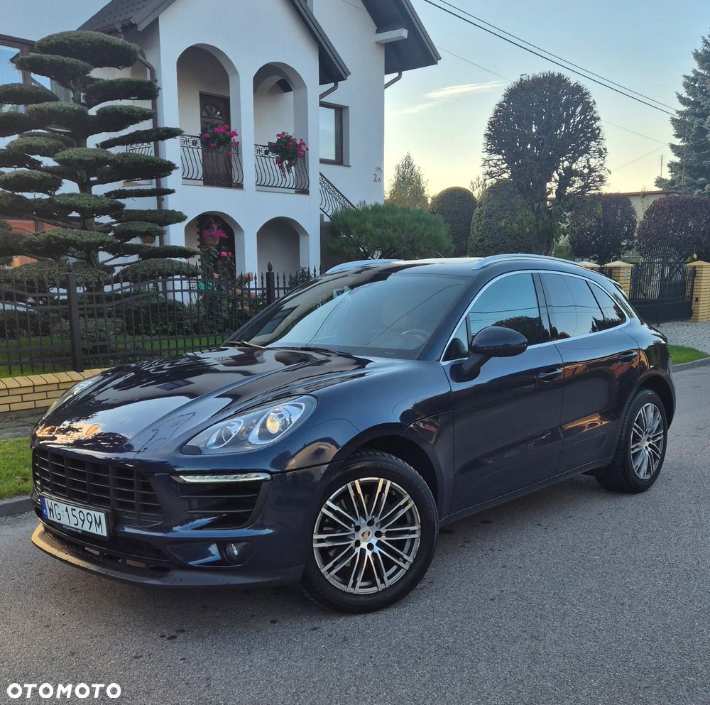 Porsche Macan - 1