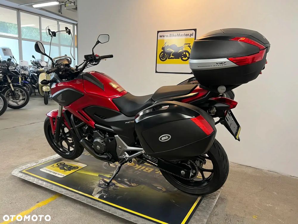 Honda NC - 6