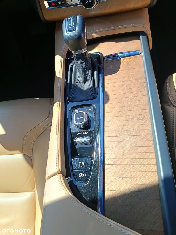 Volvo XC 90 D5 AWD Inscription 7os - 20