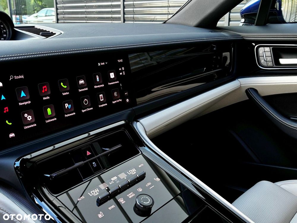 Porsche Panamera - 37