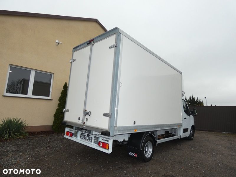 Renault Master, kontener, bliźniaki 16, LED - 6