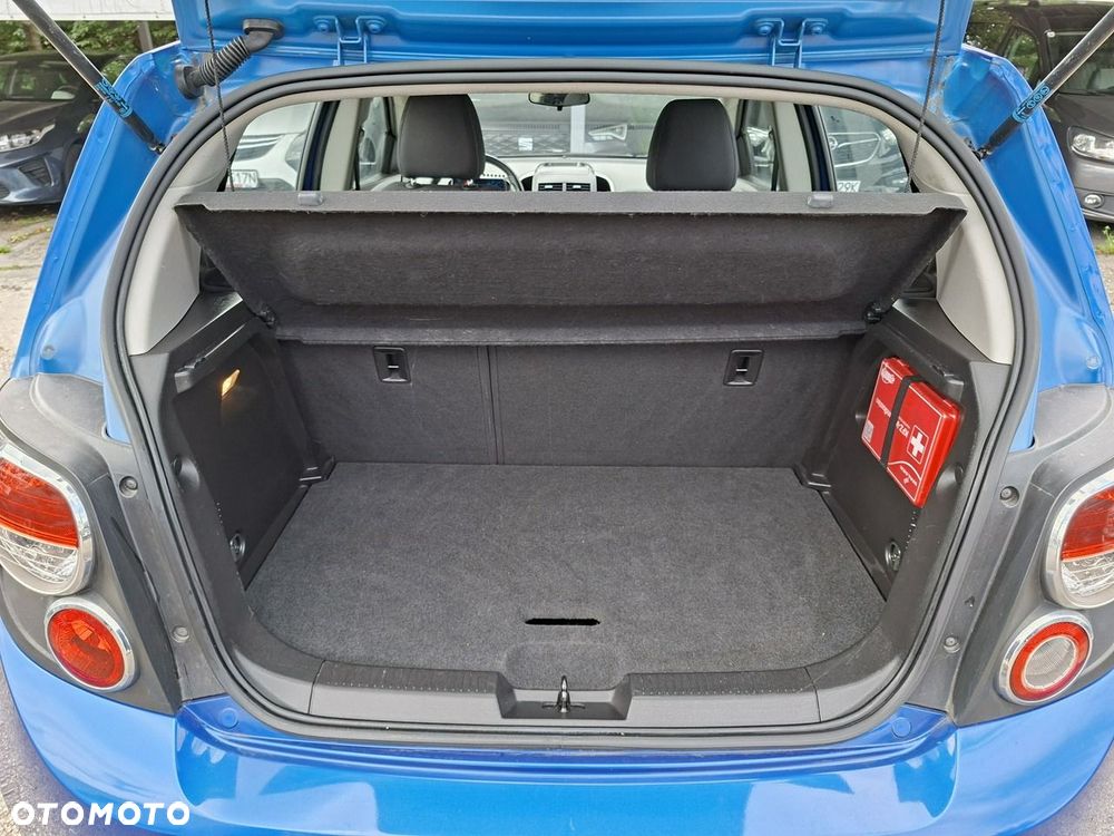 Chevrolet Aveo 1.6 LTZ S/S - 25