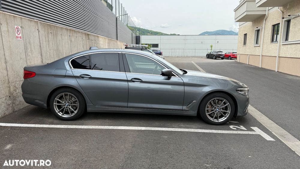 BMW Seria 5 530i AT - 5