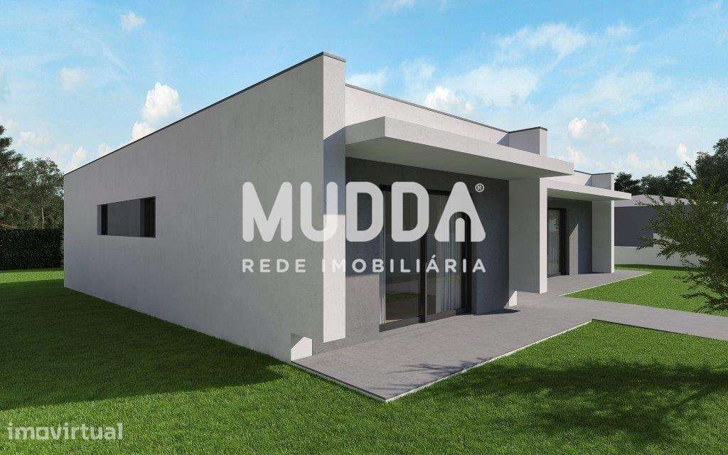 Moradia T3 térrea isolada em Travanca - Santa Maria da Feira - Grande imagem: 3/12