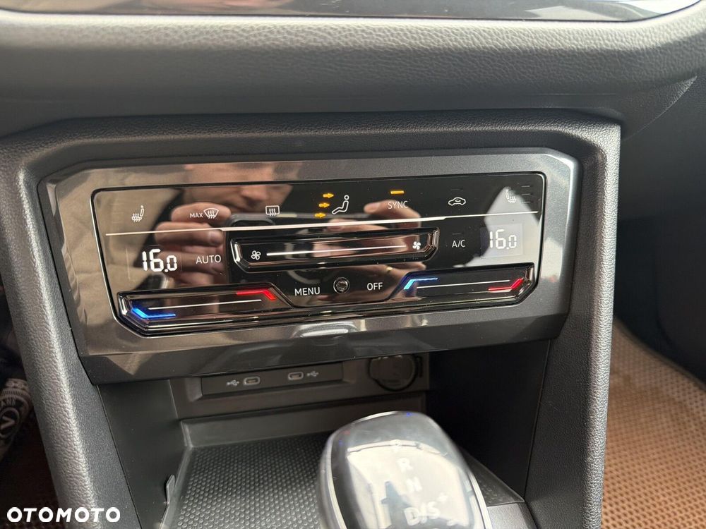 Volkswagen Tiguan Allspace - 21