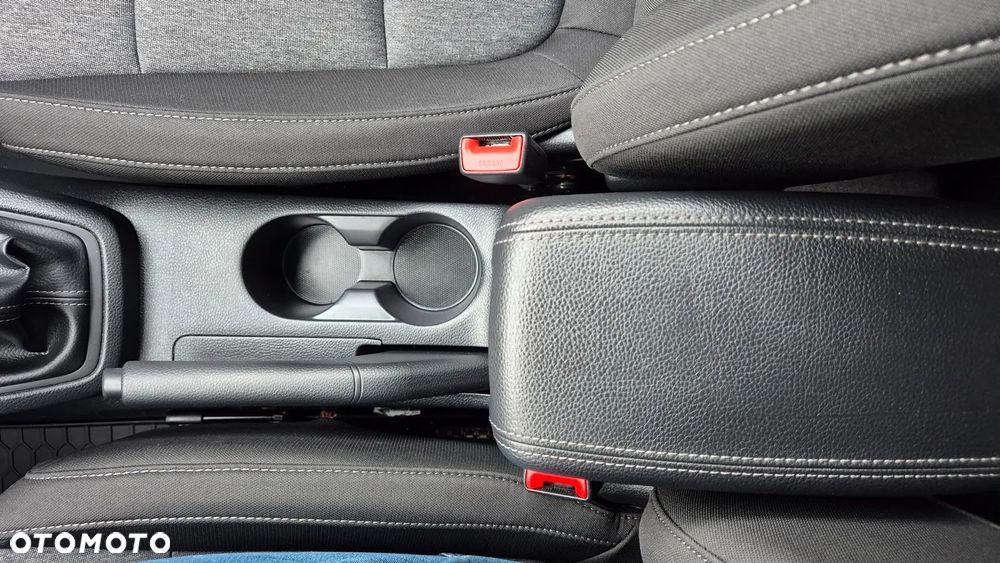 Kia Stonic 1.2 L - 19