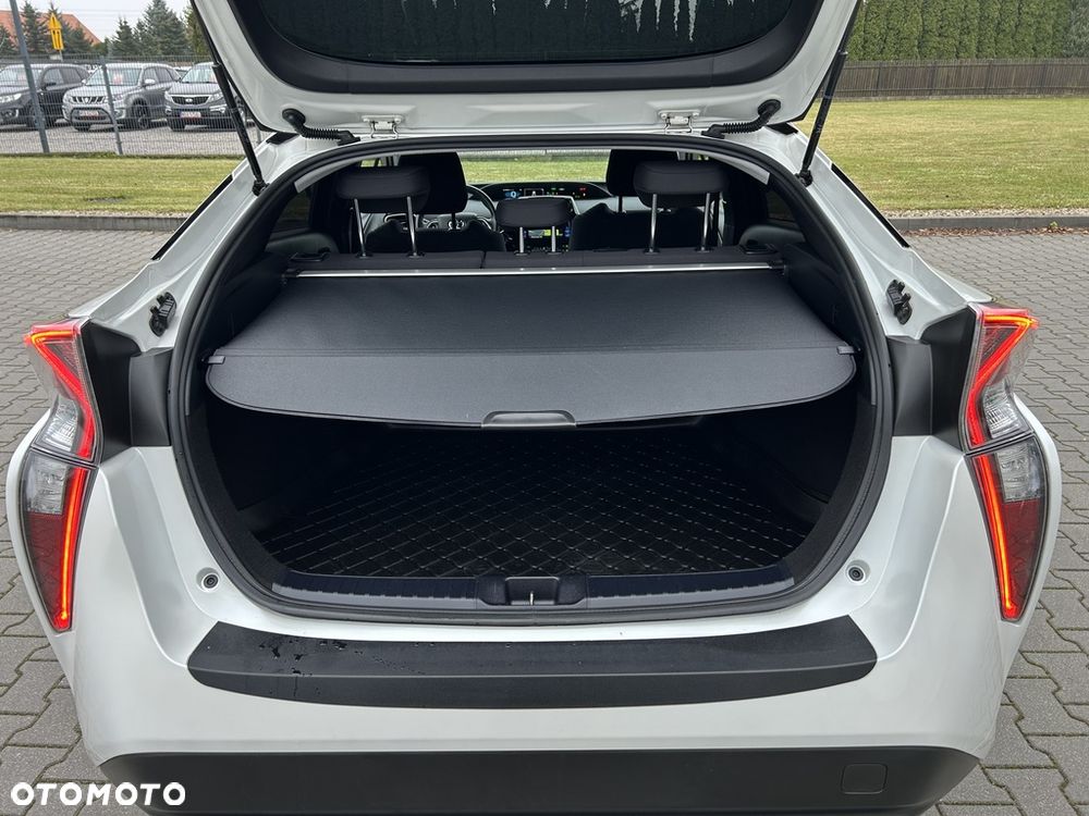 Toyota Prius Hybrid Comfort - 32