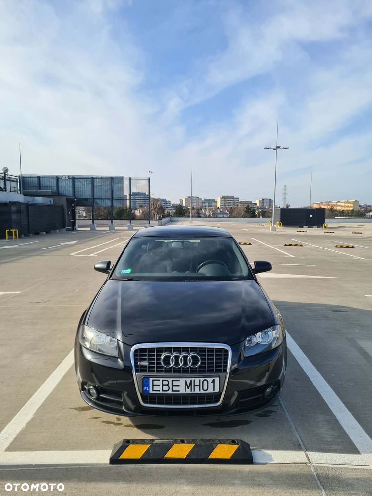 Audi A3 Sportback 2.0 FSI Ambition - 1