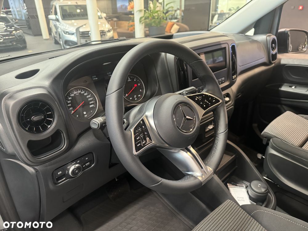 Mercedes-Benz Vito - 8