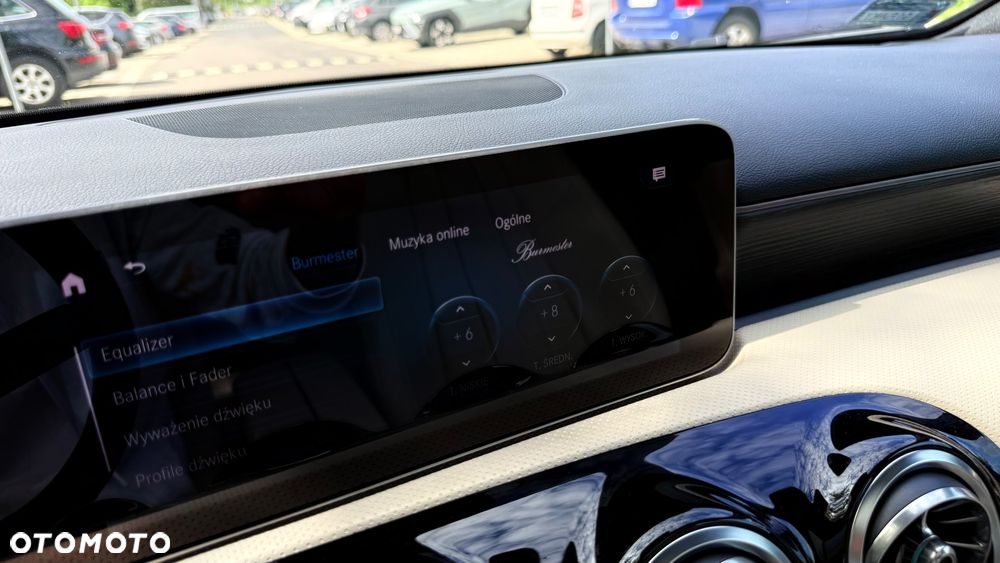 Mercedes-Benz Klasa A 220 4-Matic 7G-DCT - 33
