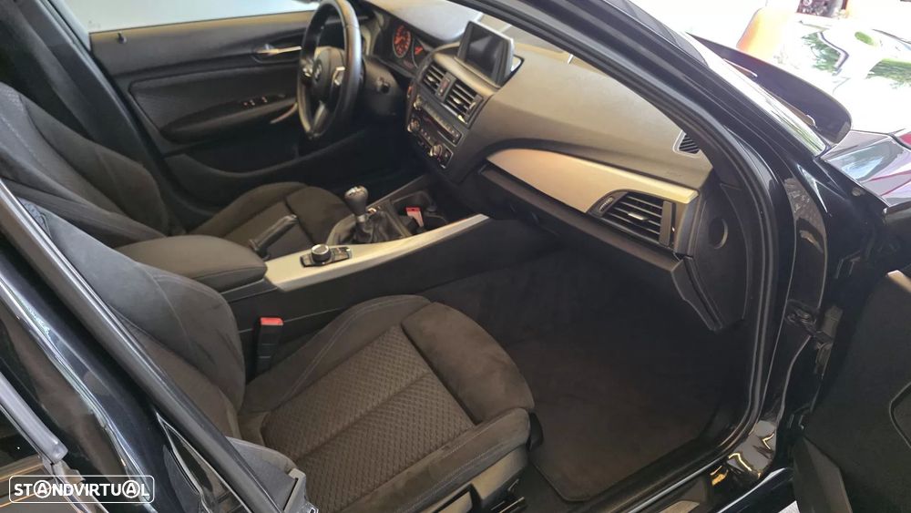 BMW 118 d Pack M - 50